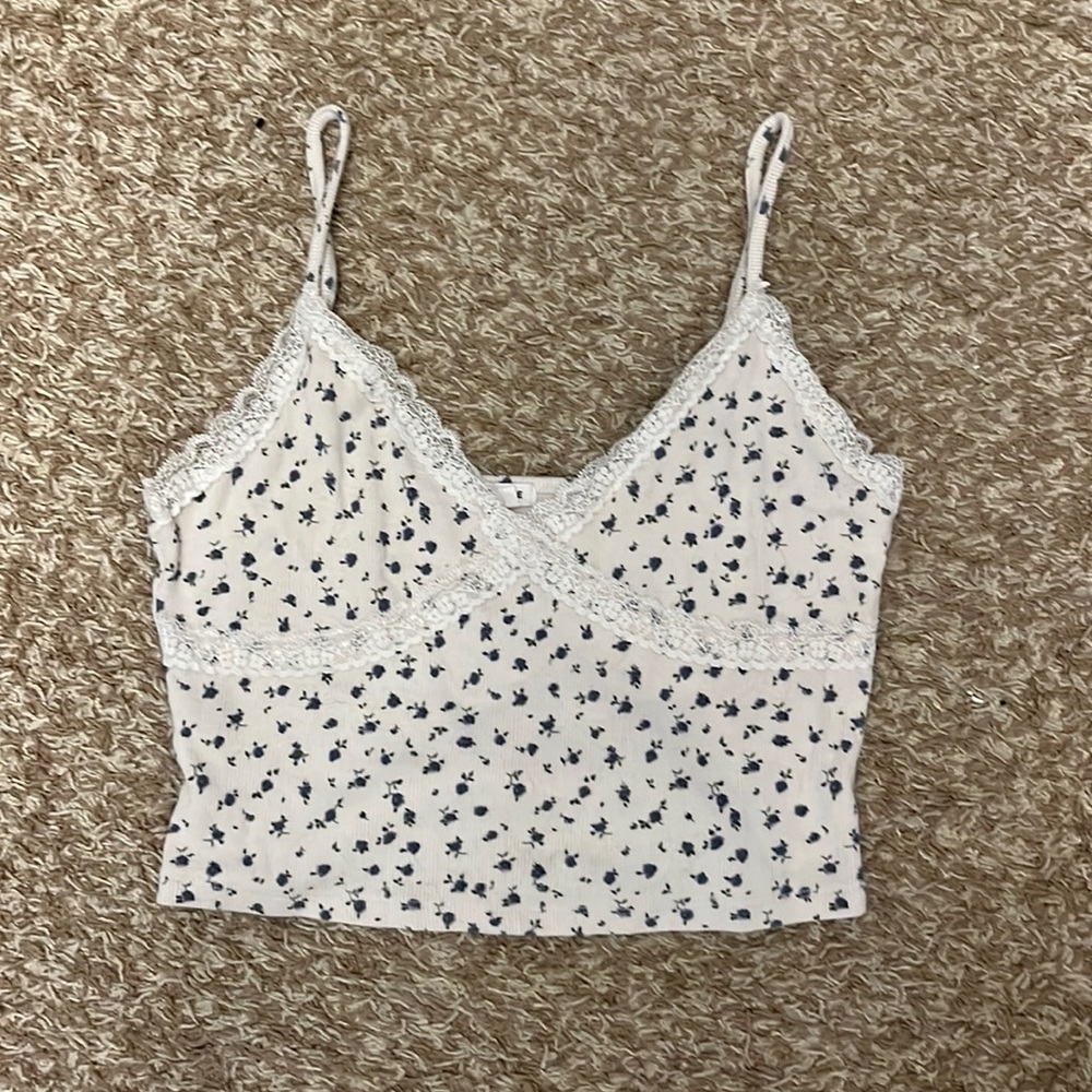 Garage crop top